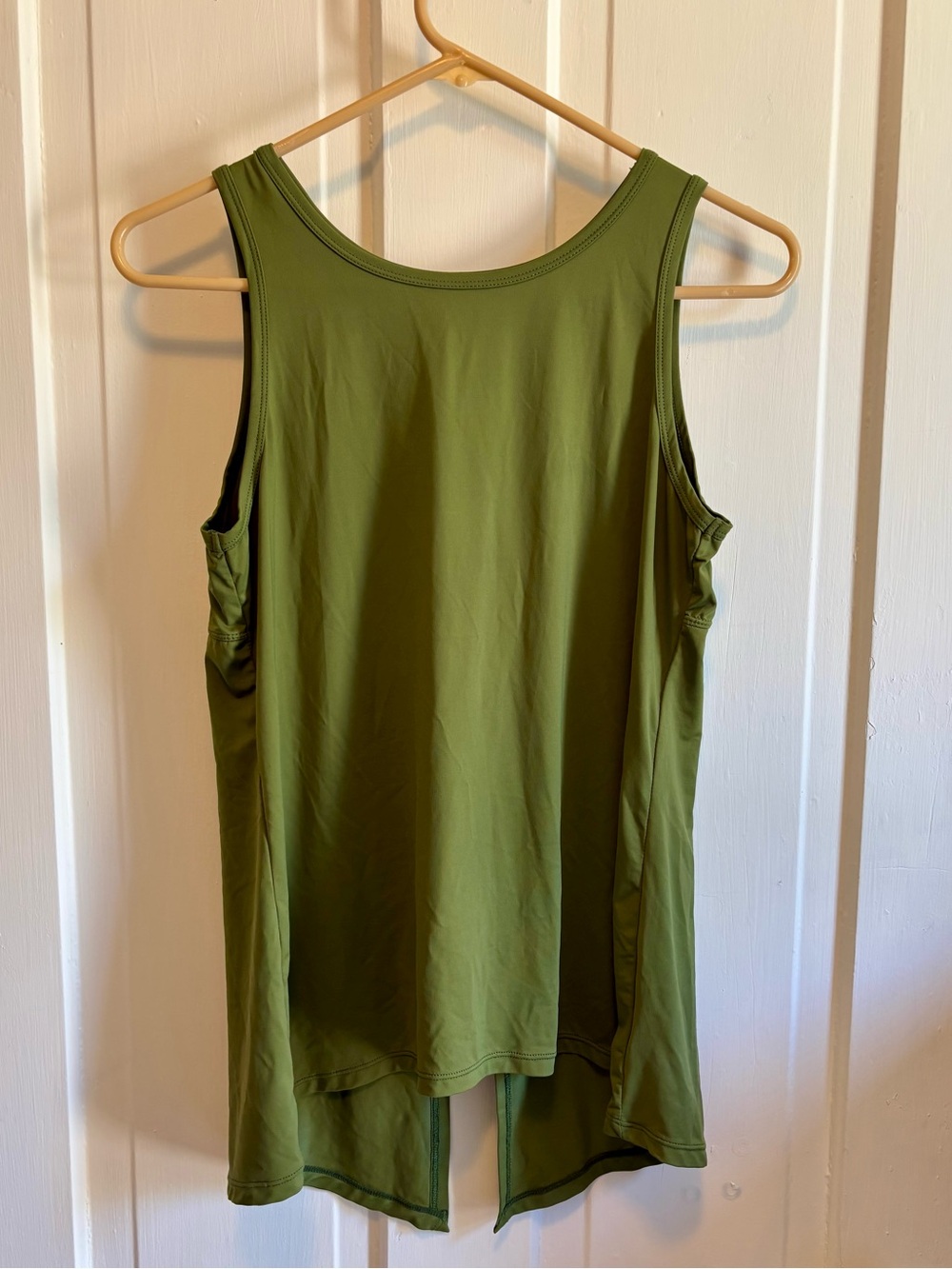 K-Deer Olive Green Open Back Tank Top Size Small